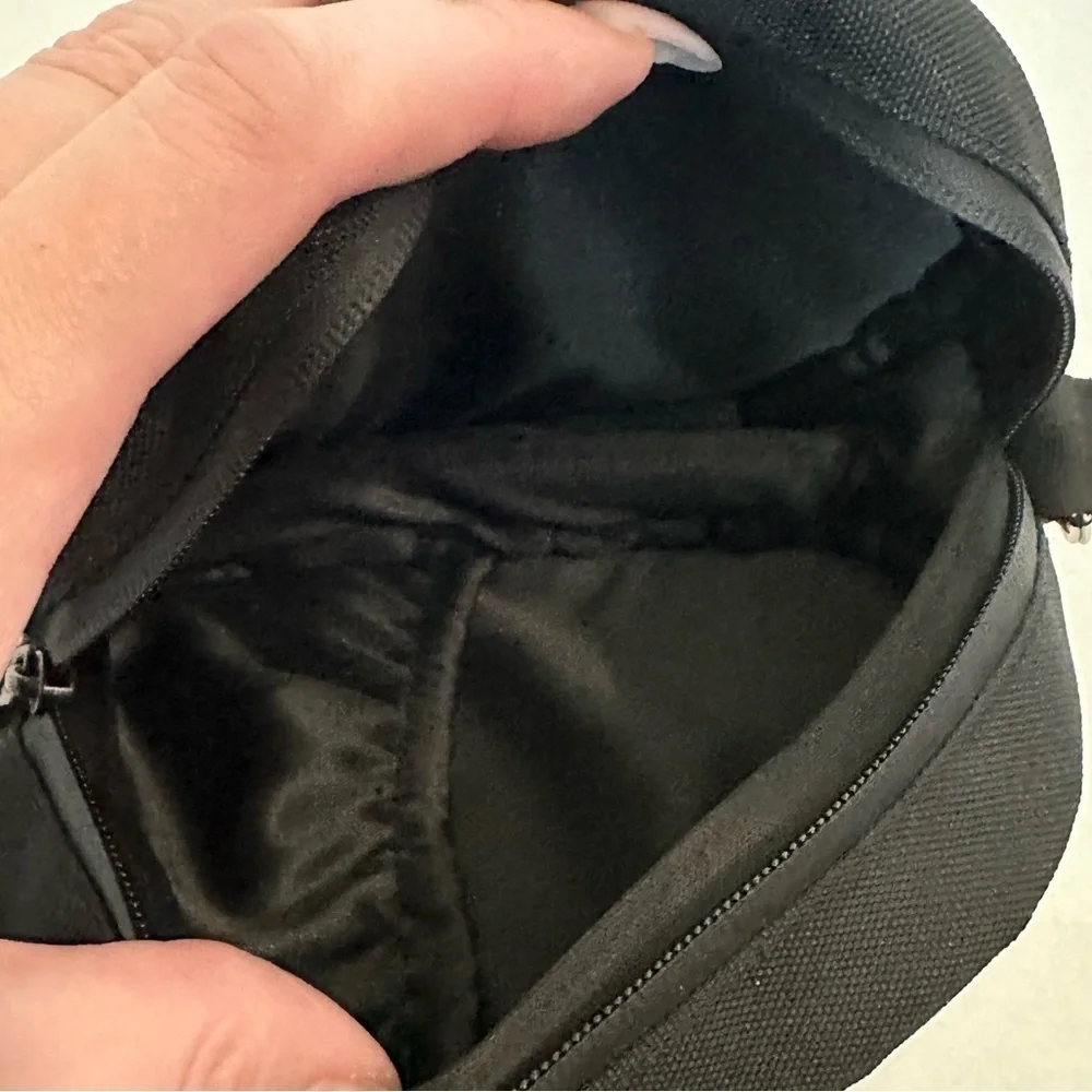 Genuine Beats By Dre Headphone Case / Pouch Black EUC